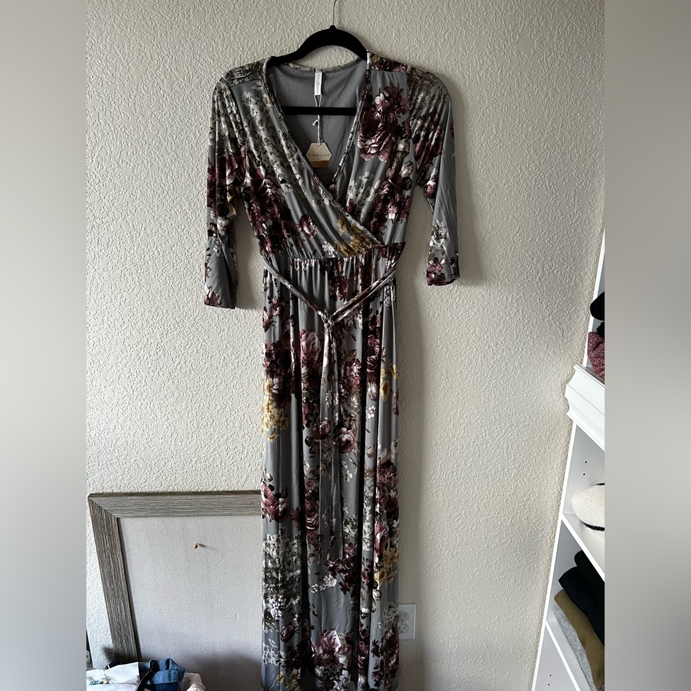 *Host Pick* Pinkblush Maternity and Nursing Dress Grey Floral NWT